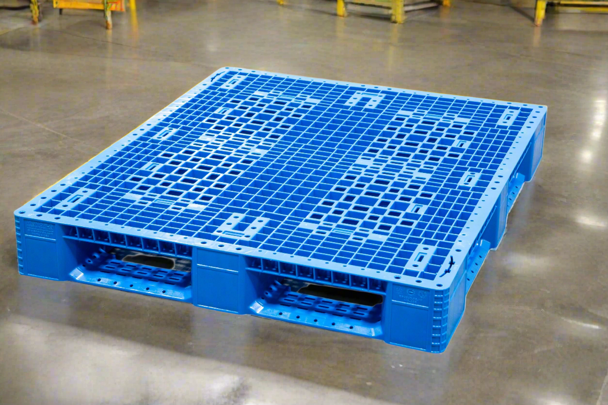 Hudson Exchange 48x40x6 (4 Way) Rackable Pallet